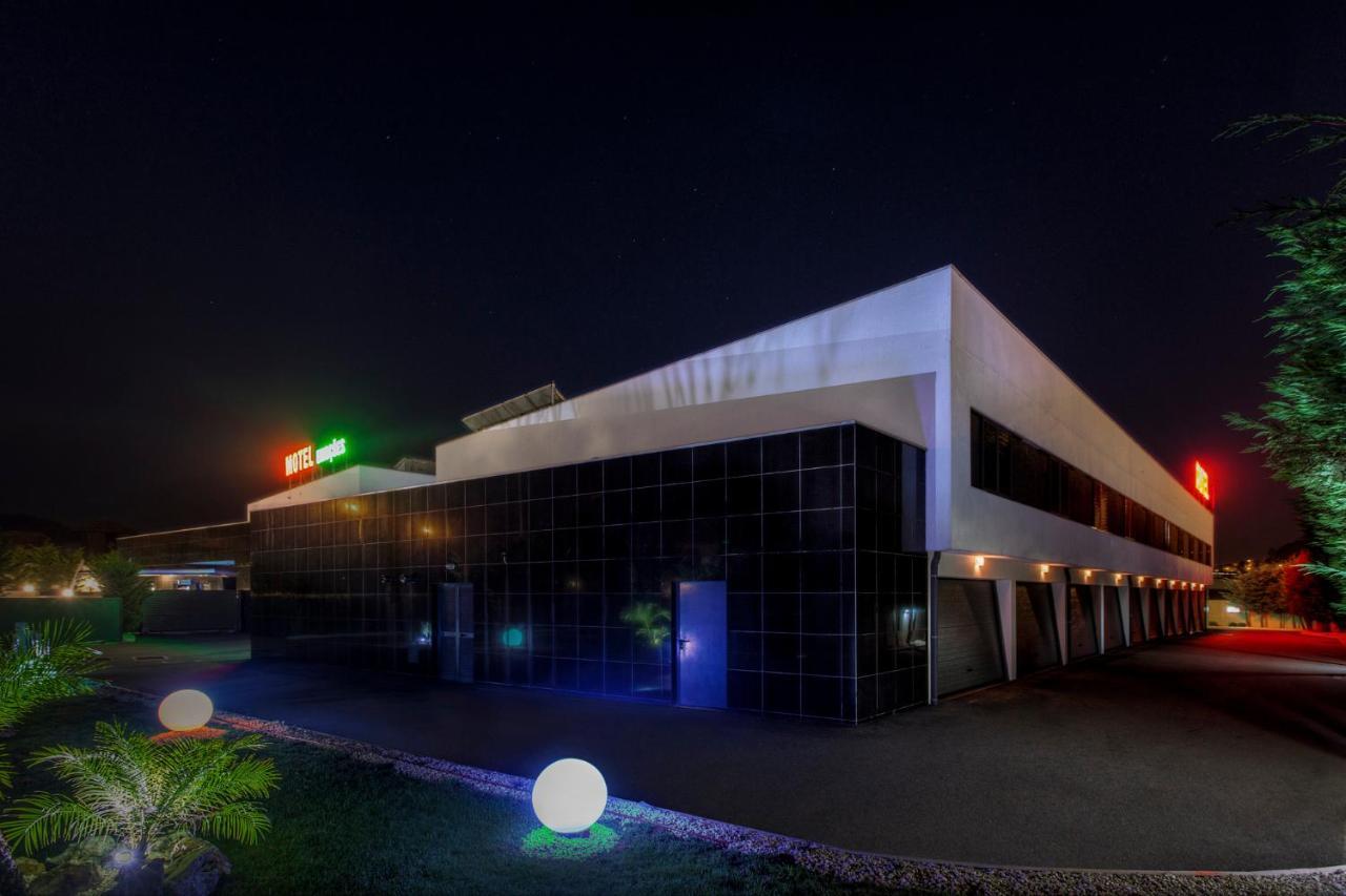 Motel Emocoes Nogueira da Regedoura Εξωτερικό φωτογραφία
